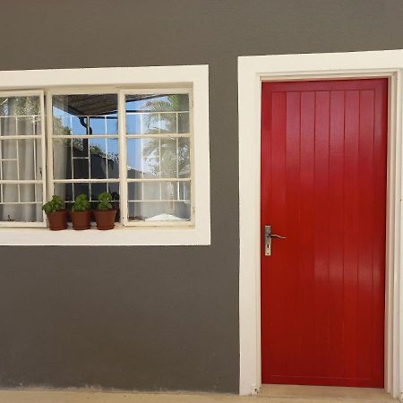 Urban Farm Haus Guesthouse Rundu Exteriér fotografie